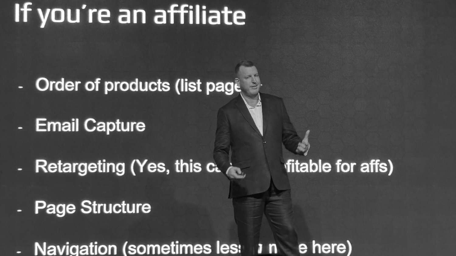Scientific Testing in Growth Marketing: Analysis of Jared Codling’s Methodology